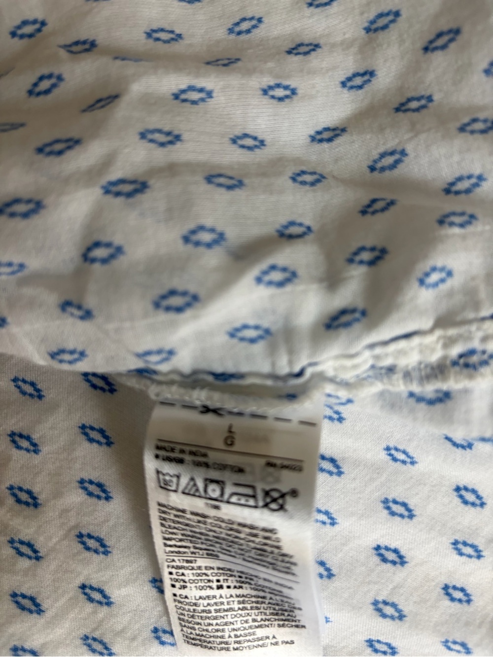 Gap boyfriend fit White Button-Up Shirt with Blue Micro Print - Picture 2 of 7